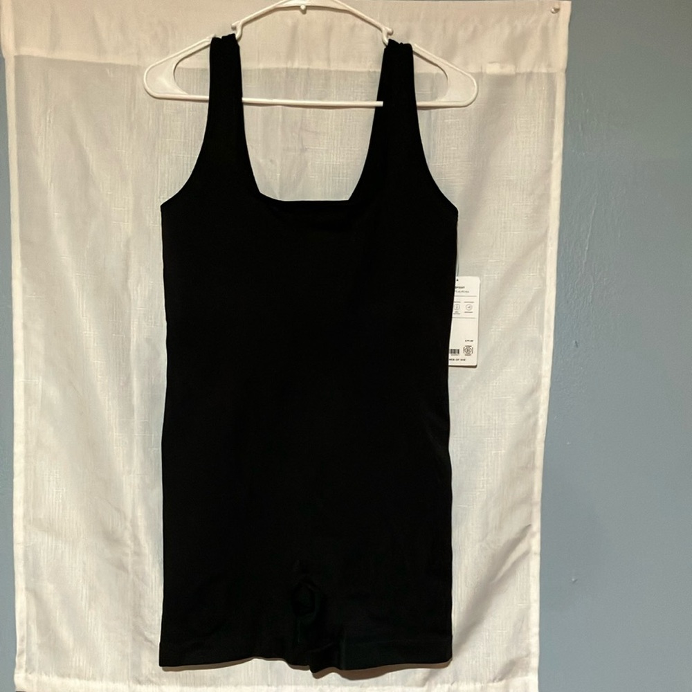 Athleta Black Textured Top